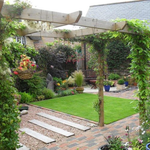 Small Gardens